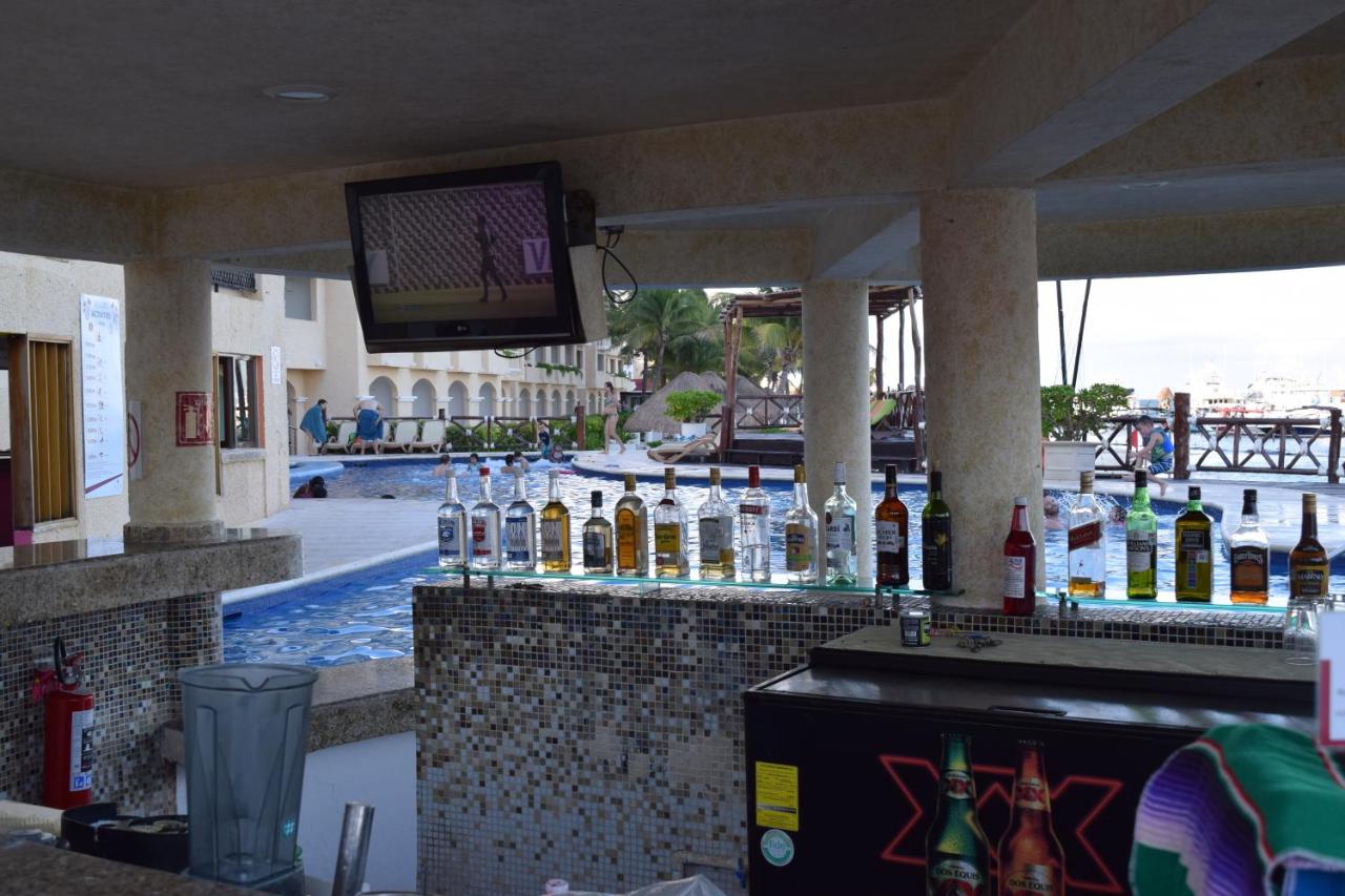 Hacienda del Mar Resort Condominio 205 - 3