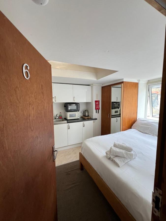 Stay in Bloomsbury - 4