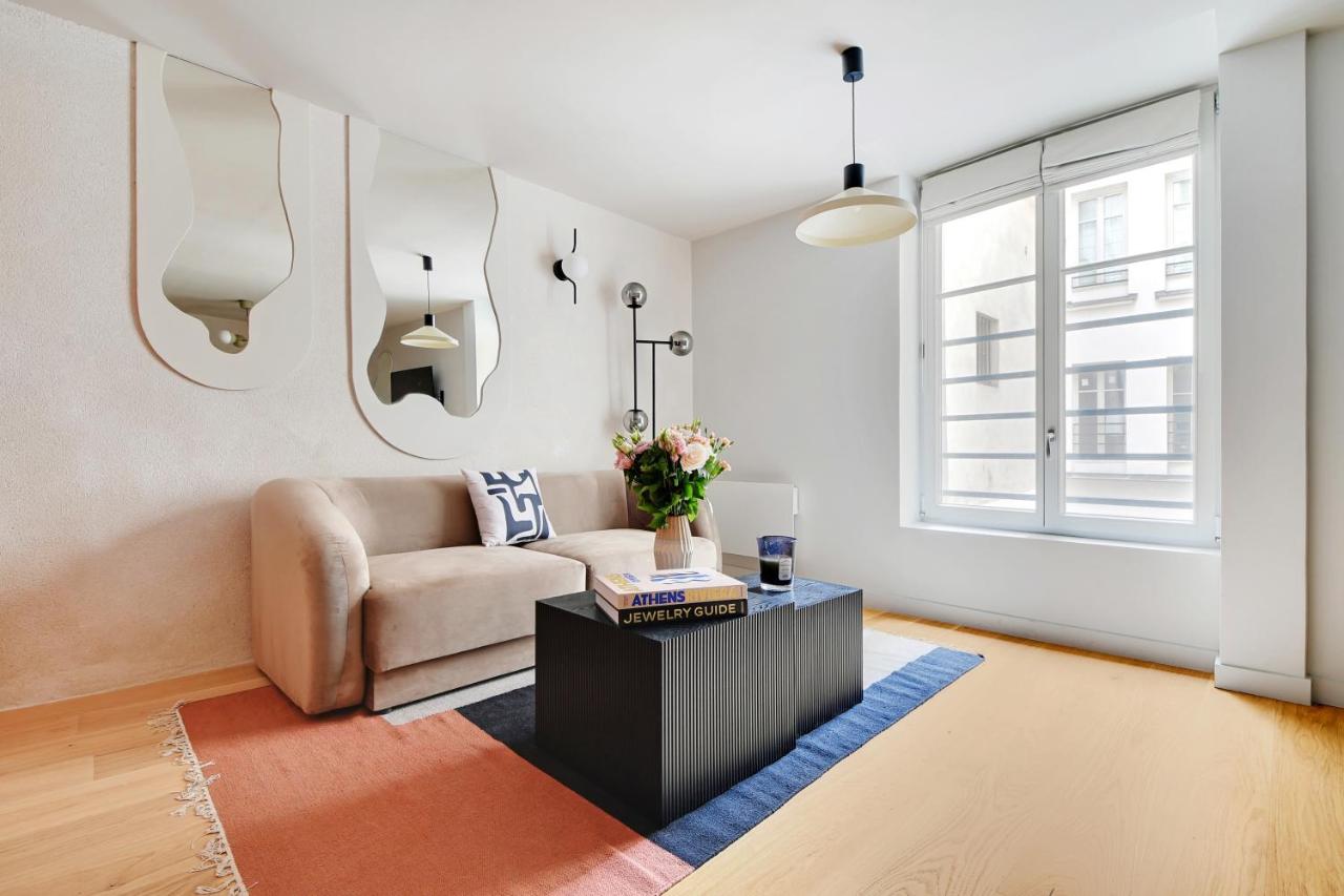 Sereners - Rue Saint Denis - 2