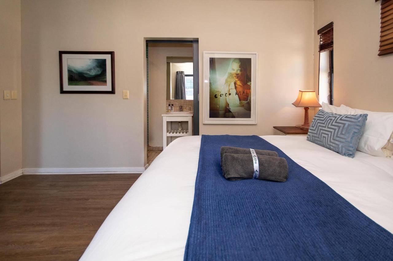 City Bowl stylish home, all in walking distance Flatrock - 2