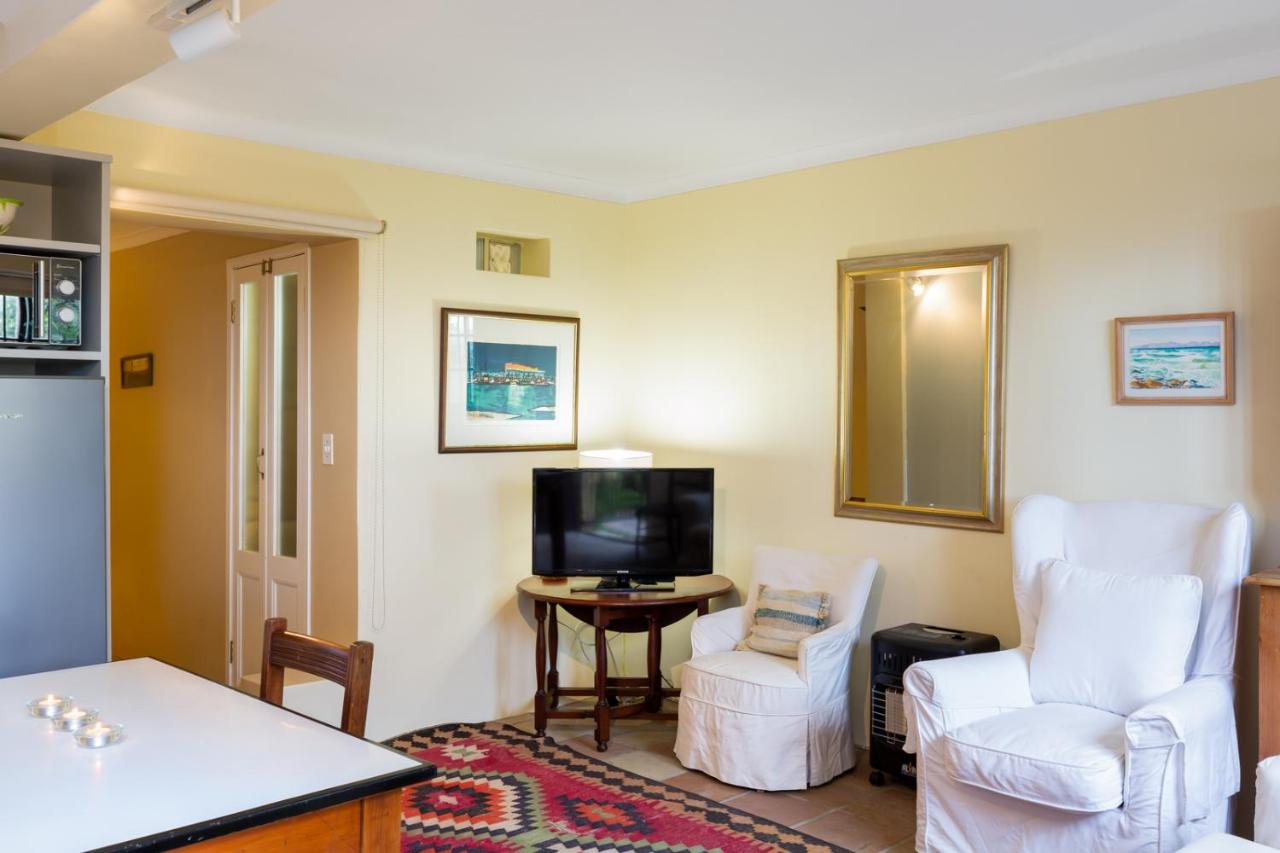 Quarterdeck Cottage Kalk Bay - No Load Shedding - 4