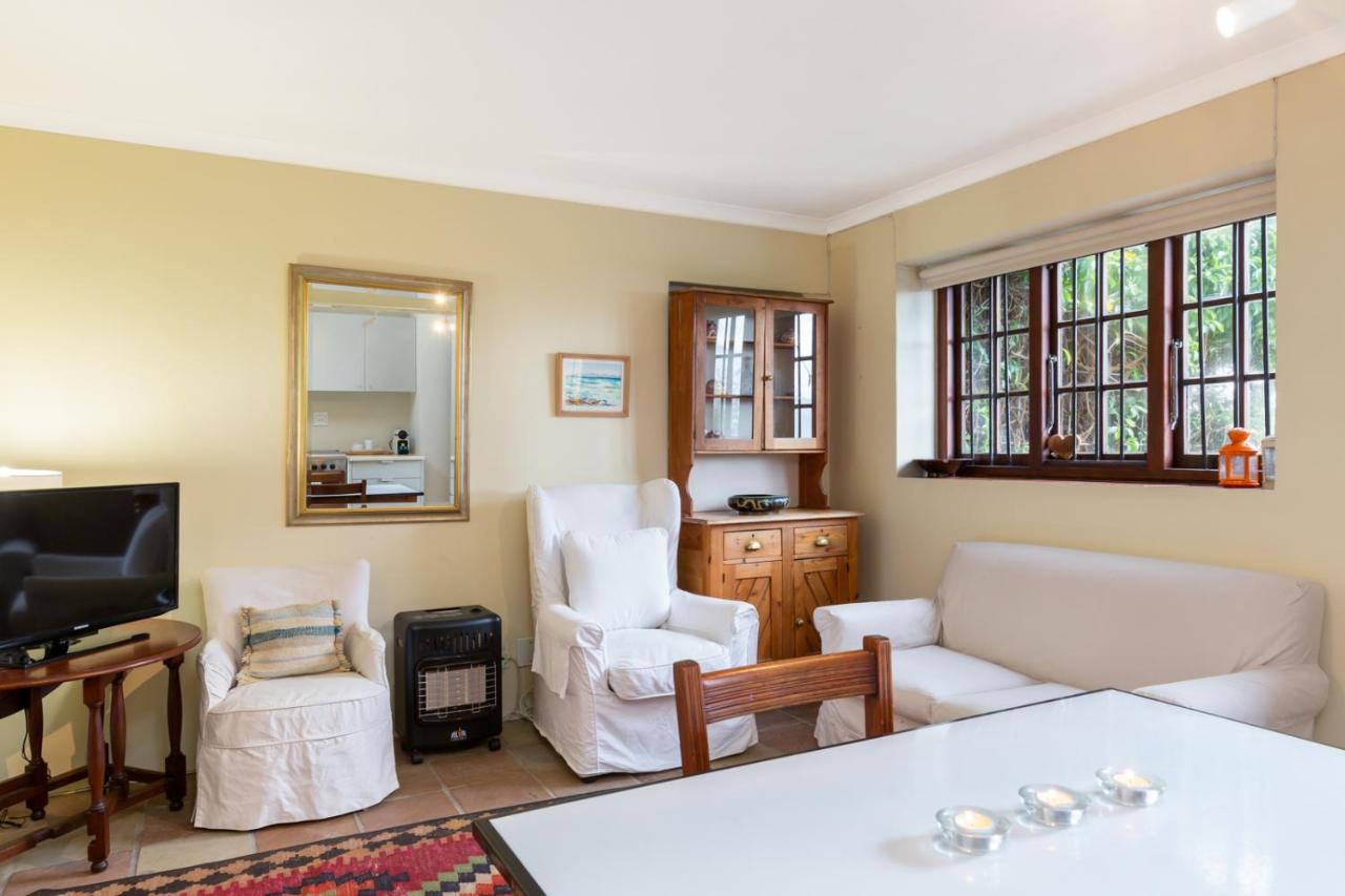 Quarterdeck Cottage Kalk Bay - No Load Shedding - 5