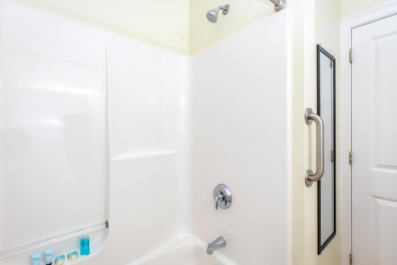 Atlantic Breeze Suites — photo 24