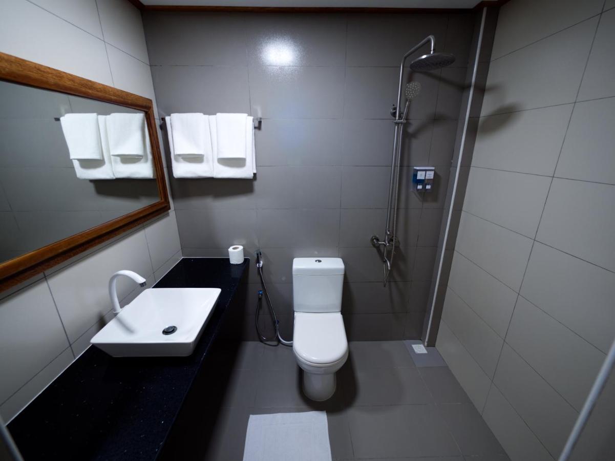 Maldivine Stay Dhiffushi - 3