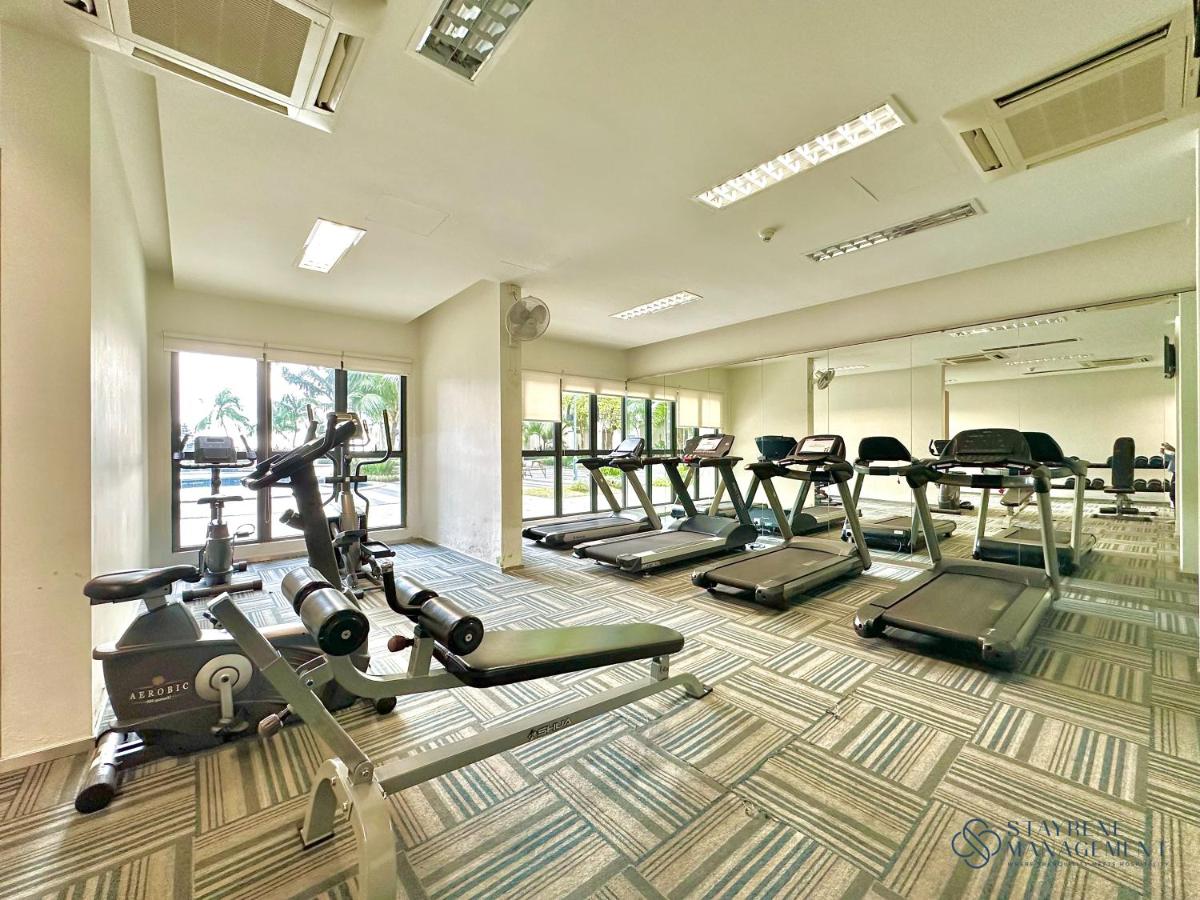 Country Garden Danga Bay Sea View Homestay by Stayrene - 3