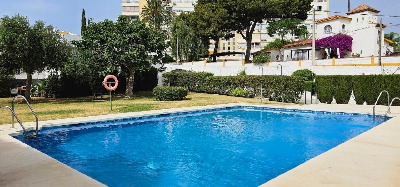 Beach Santa Ana, pool, 2 free parking, WiFi, 3 bedrooms, for 6-7 people, large terrace with Sea view