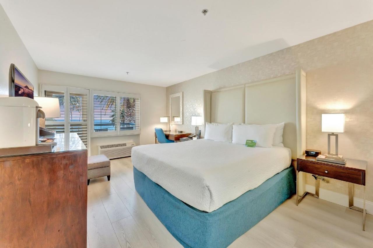 Ocean View Hotel — photo 15