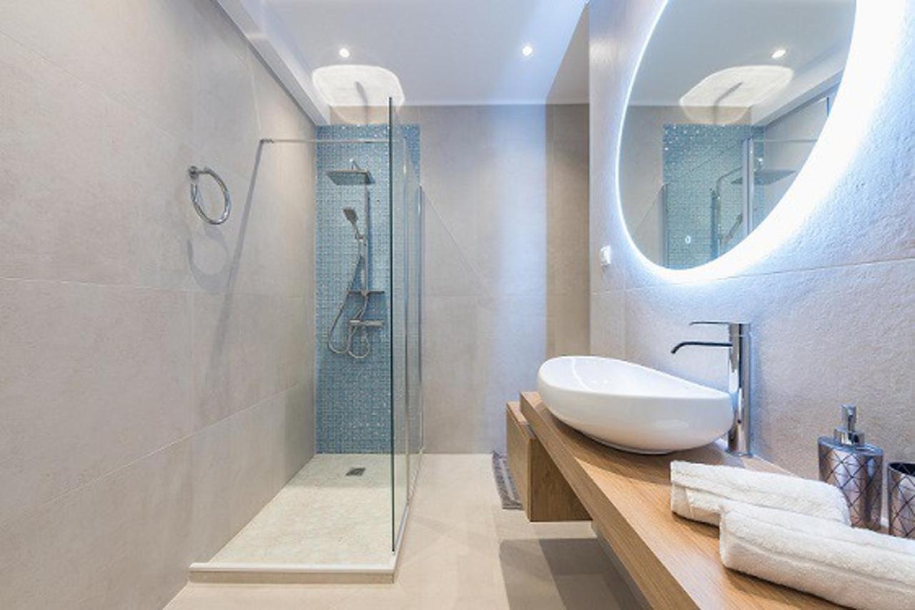 Cozy Home In Athens - 3