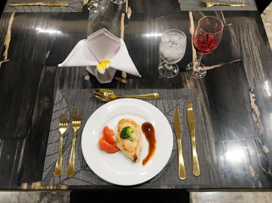 Modern Palace in Seminyak - Qmoya Villa - 5