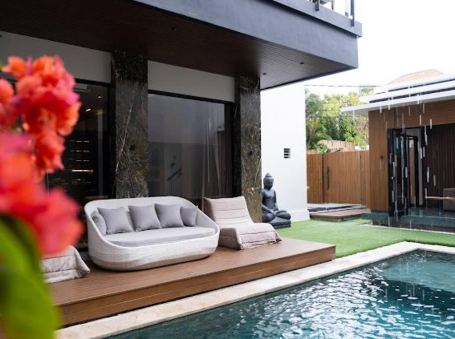 Modern Palace in Seminyak - Qmoya Villa - 4