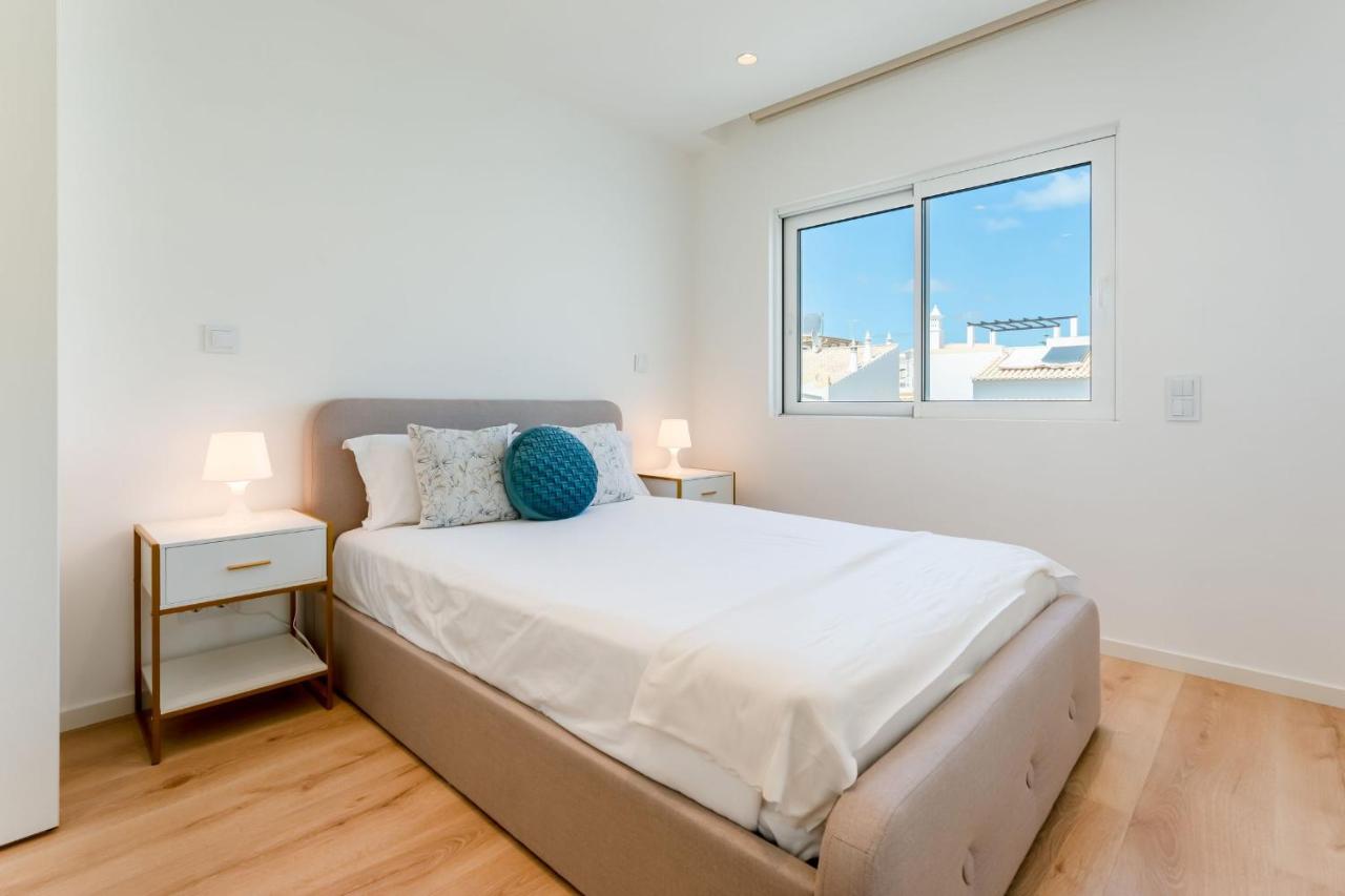 Luxurious 3 BDR House With Pool & BBQ by LovelyStay - 5