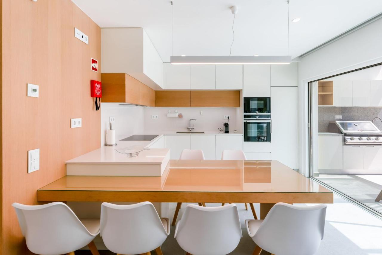 Luxurious 3 BDR House With Pool & BBQ by LovelyStay - 2