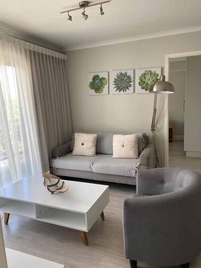 Paragon Domain Light And Airy Stylishly Decorated - 5