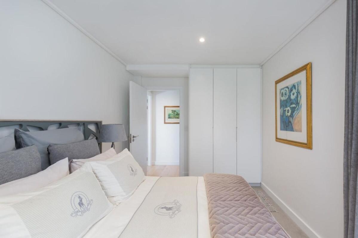 Central Southern Suburbs Leafy Village Neighbourhood - 2