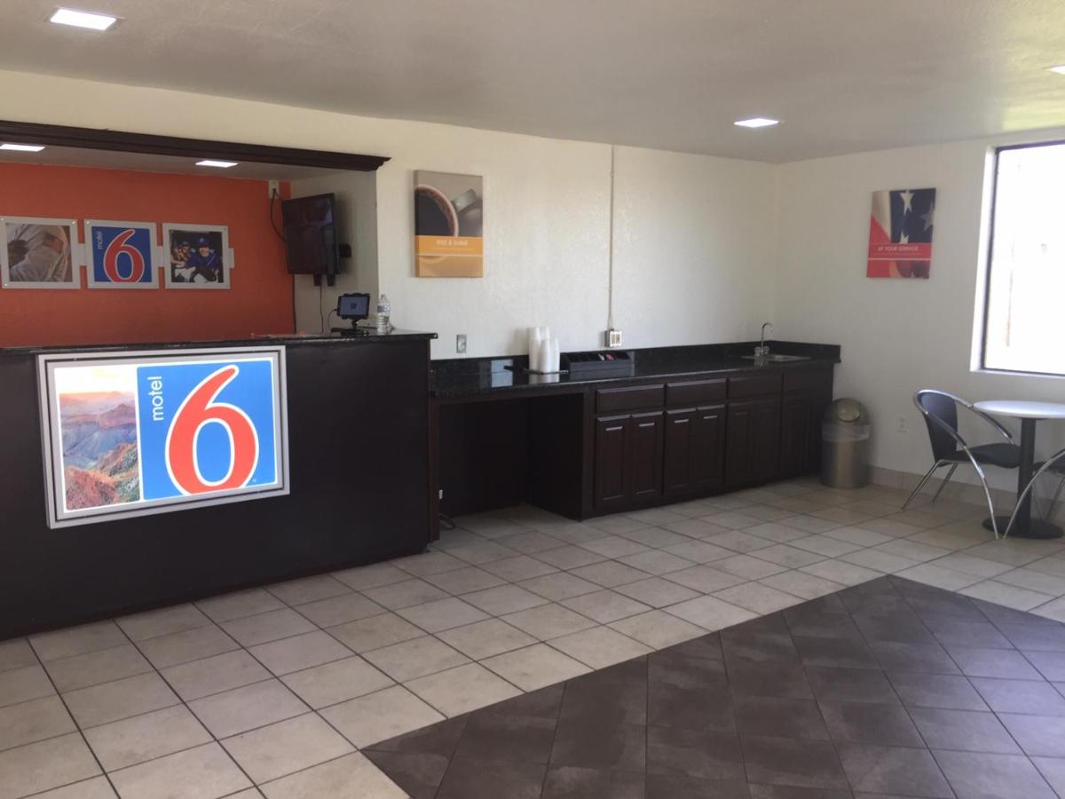C & E Motel — photo 18
