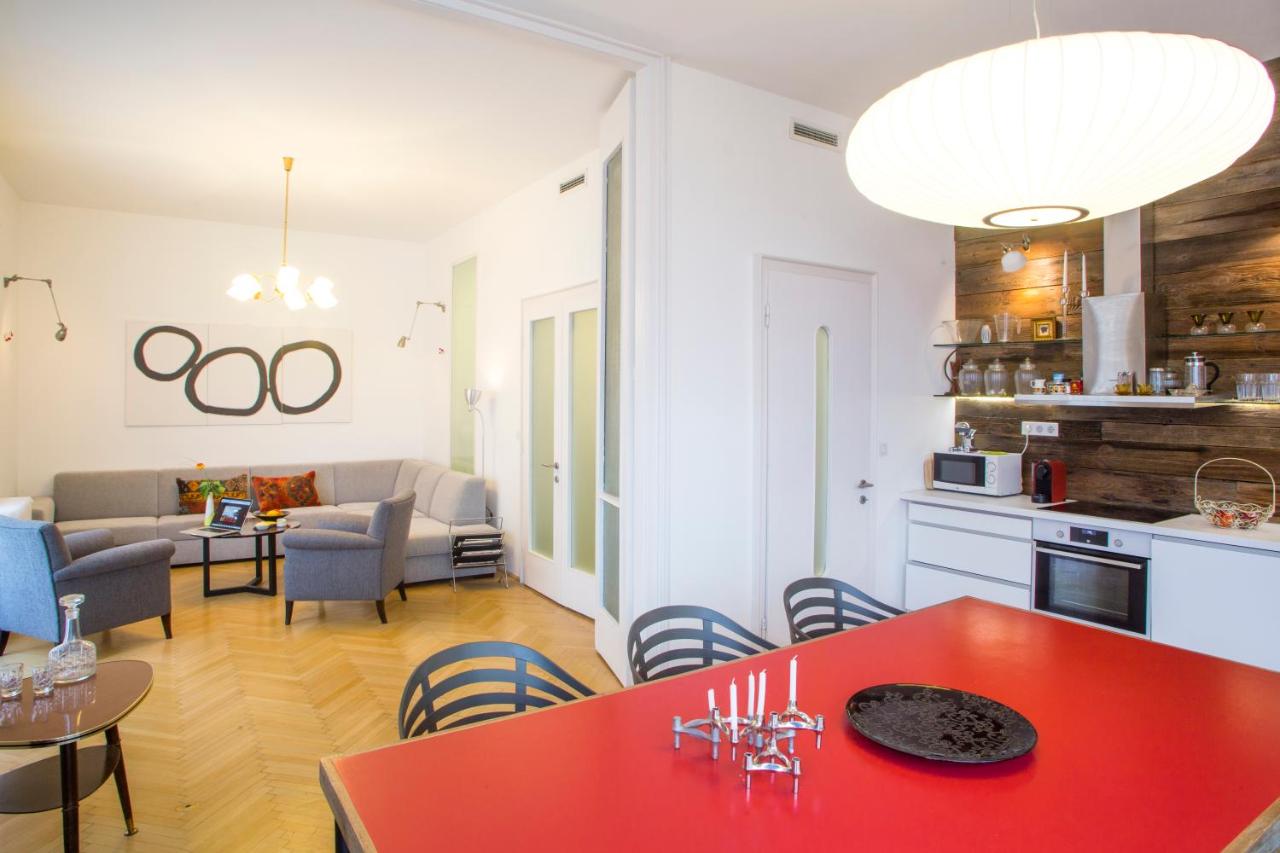 Luxury Bauhaus Apartment (Magyarország Budapest) - Booking.com
