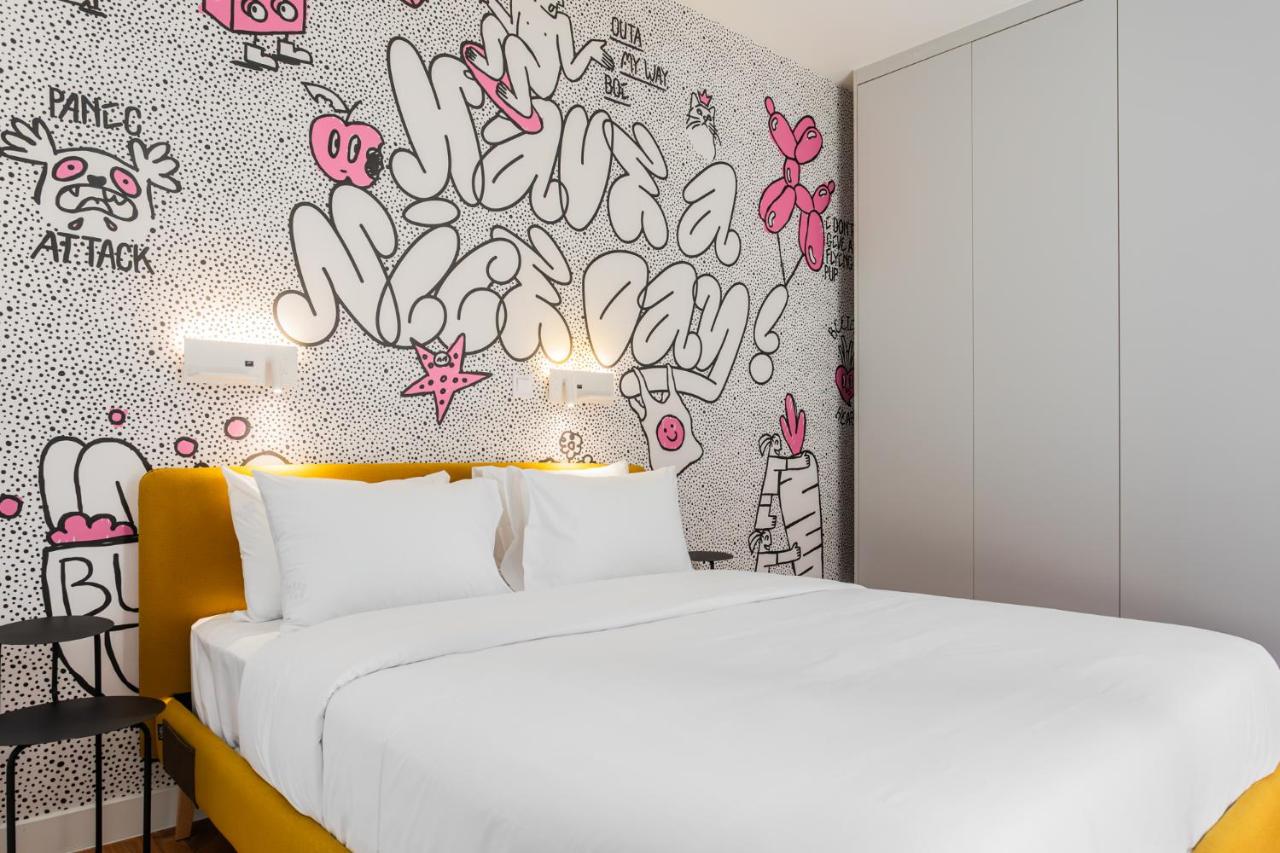 MIXT by Zoia Living - 5