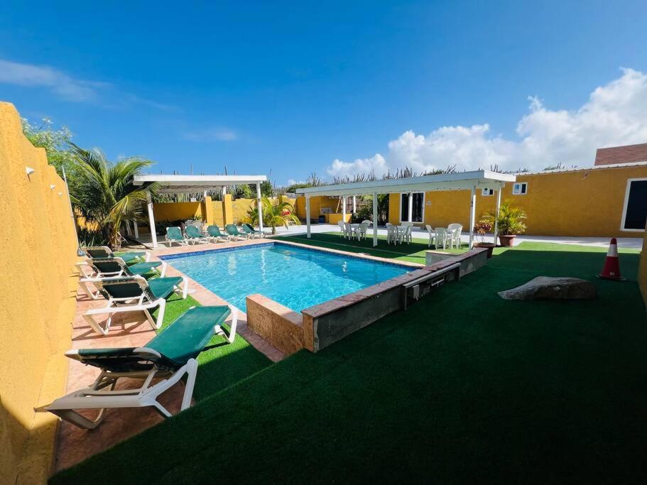 The Gold Vacation Apartments & Villa Aruba - 4