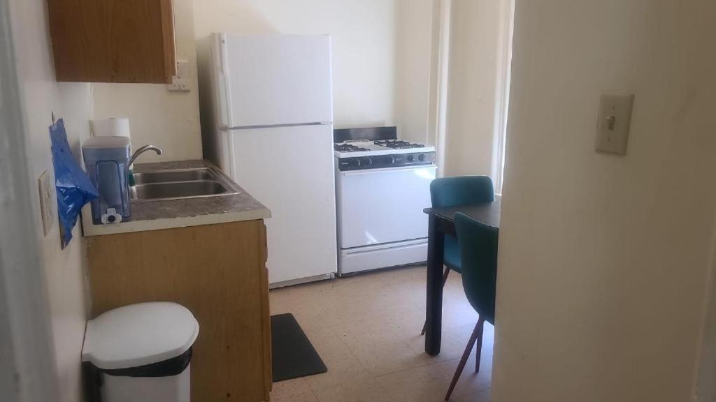 3 Bedrooms Apartment 2F - 4