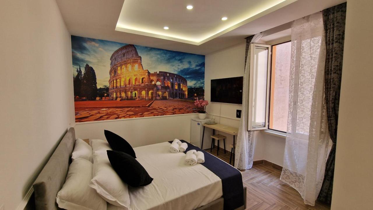 Susy's Guest House - Room Colosseo - 5