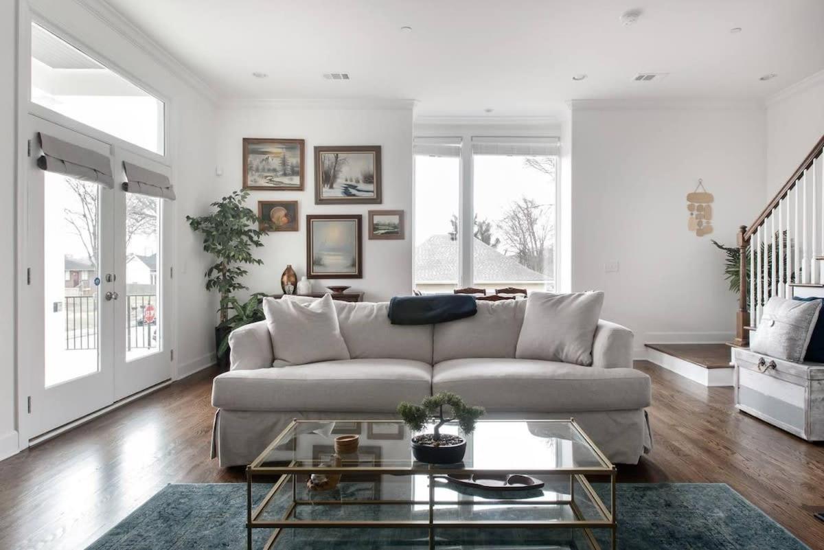 Relaxing Home in East Nash Walk to Shops and Cafes - 4