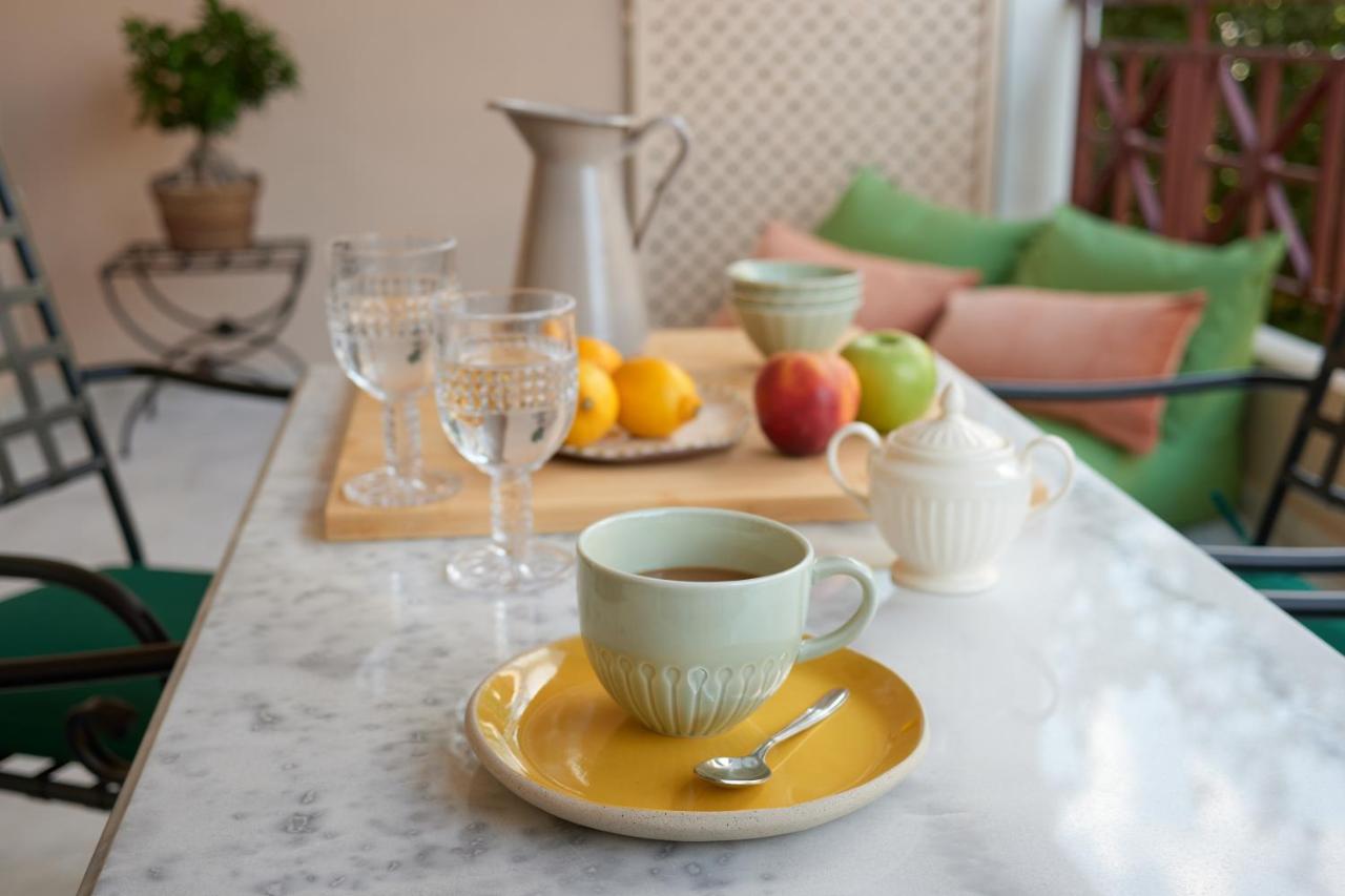 Rastoni Acropolis Uniquely Located Stylish Apartments - 3