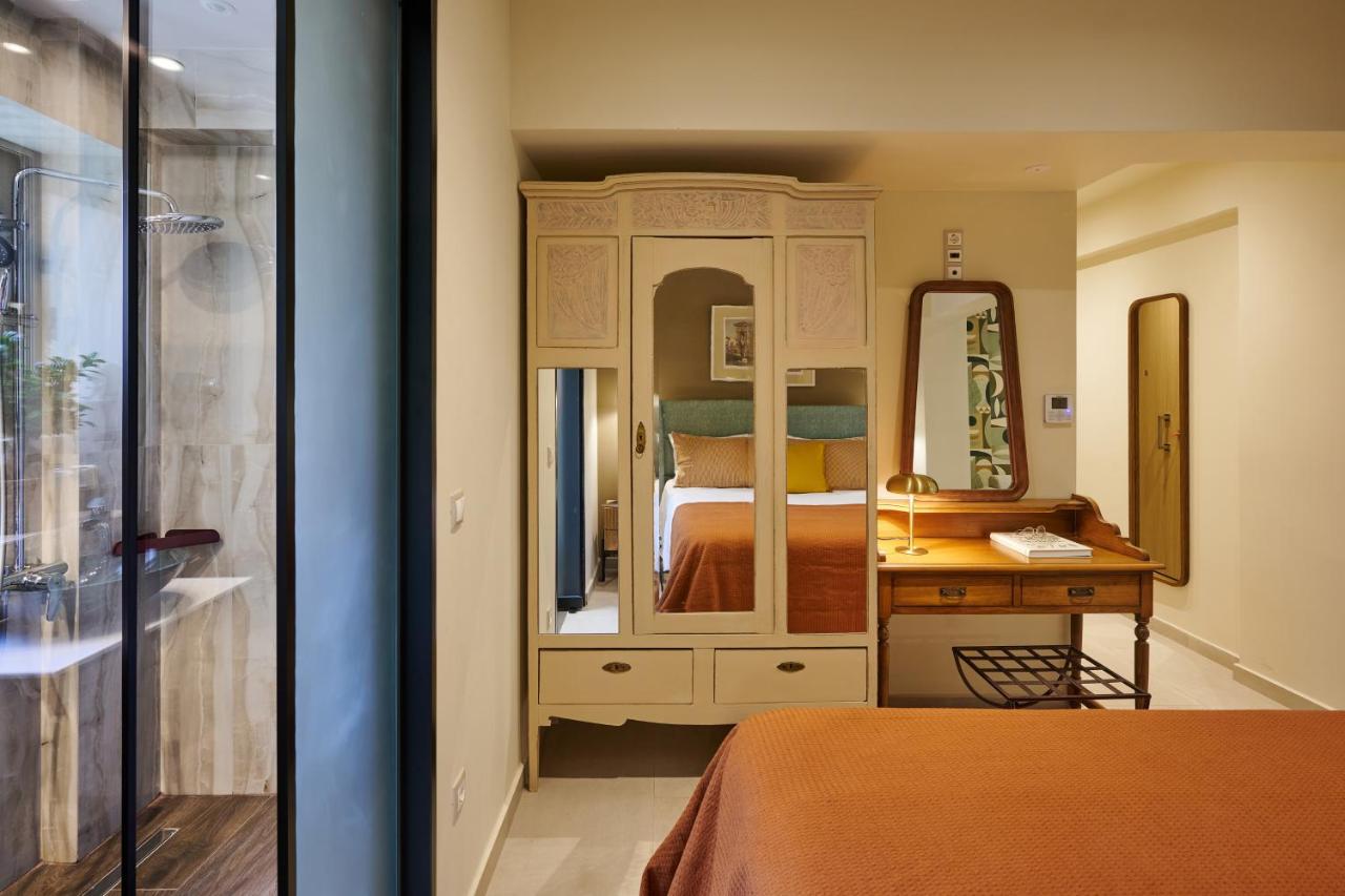 Rastoni Acropolis Uniquely Located Stylish Apartments - 5