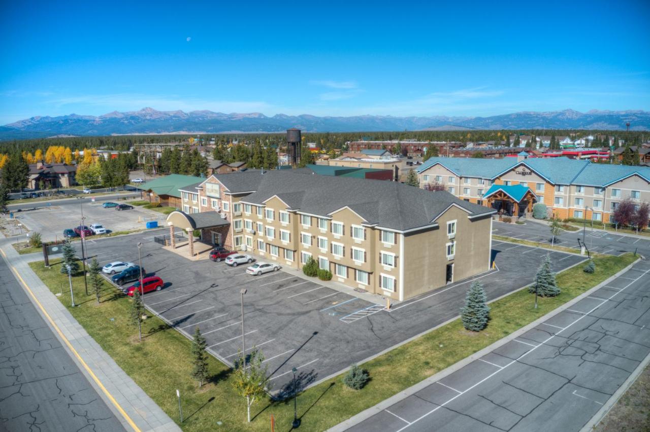 Yellowstone Park Hotel — photo 5