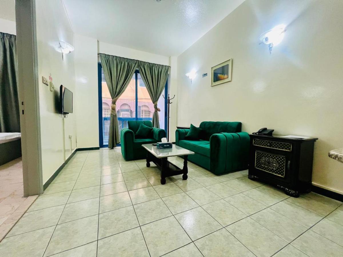 Sky Hotel Apartments - 5