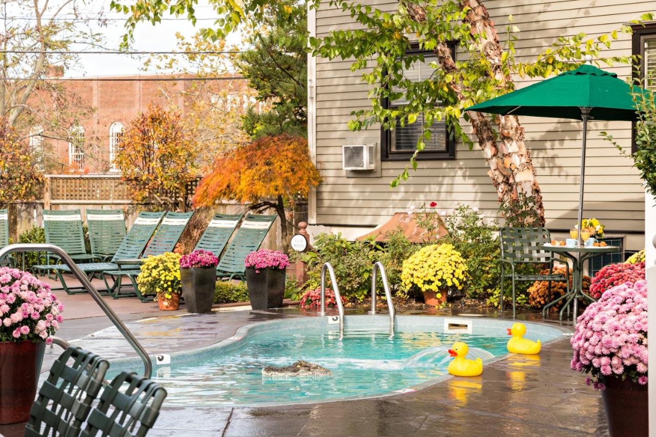 Heated swimming pool: Crowne Pointe Historic Inn Adults Only