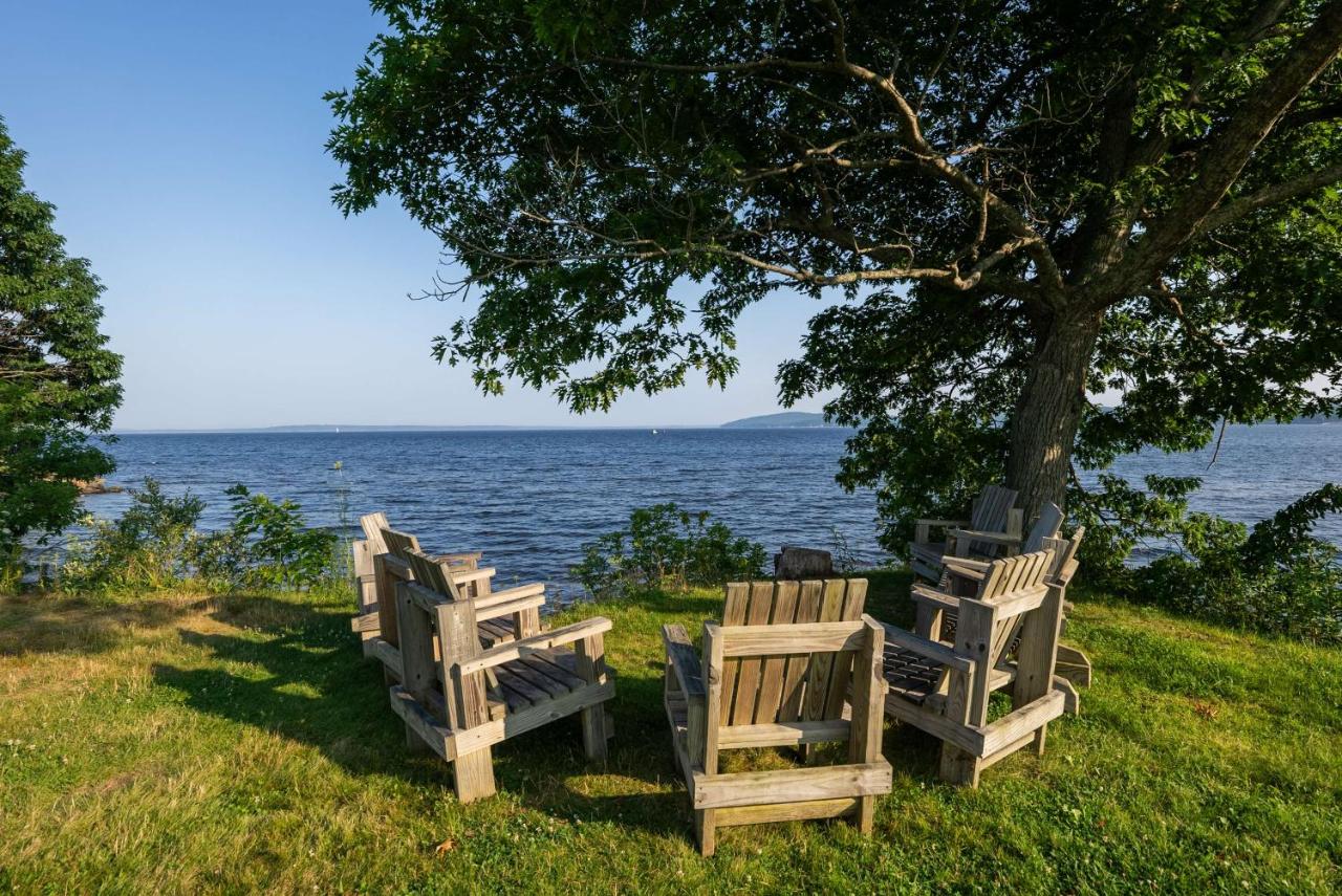 Fireside Inn, Ocean's Edge — photo 15