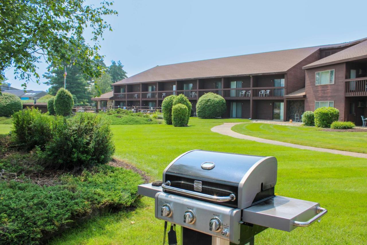Fireside Inn & Suites — photo 17
