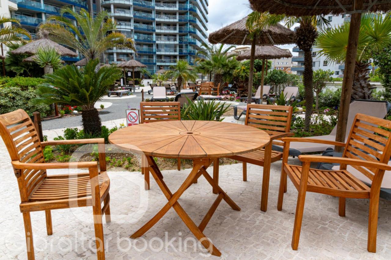 Tropical Paradise at Luxurious Ocean Village