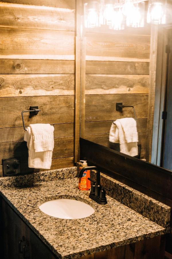 Pendleton Pointe — photo 12