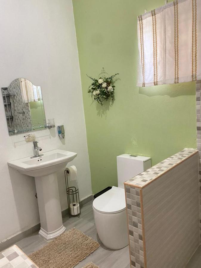 Only Room By Merengue House, 8 minutos airport - 2