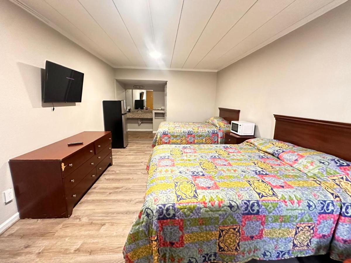 Budget Inn — photo 5