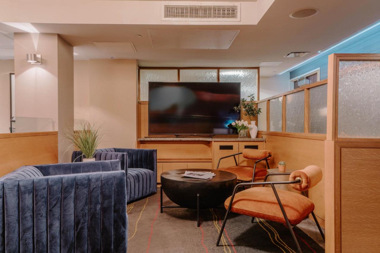 The Jewel Hotel, New York - 5