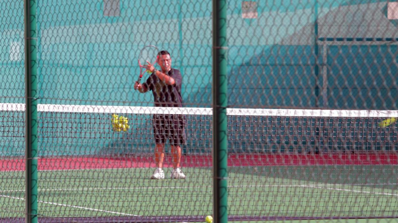 Tennis court: Occidental Sharjah Grand