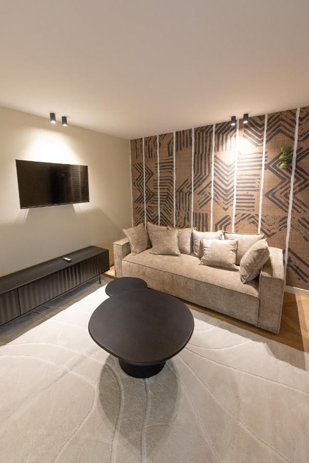 Basfroi Cosy Apartment 2 - 5