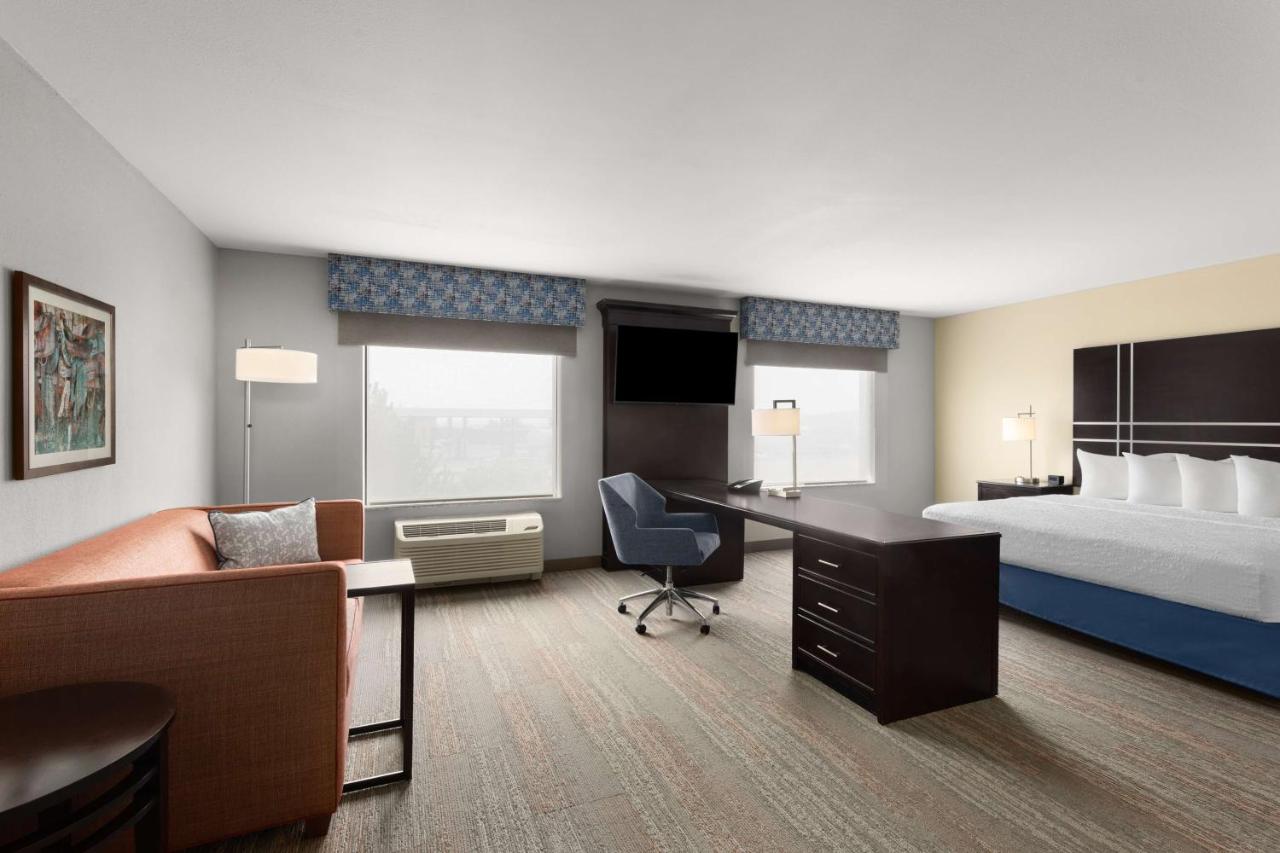 Fountain Inn & Suites — photo 4