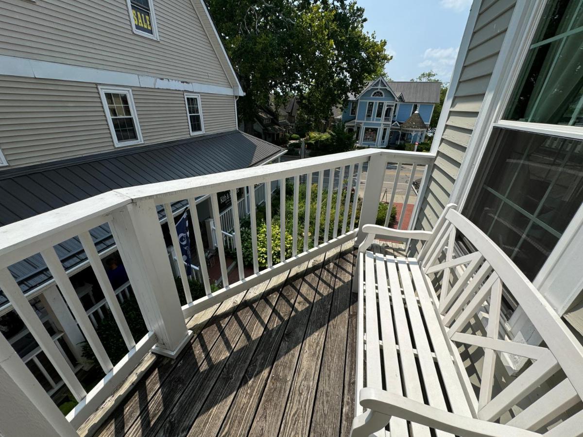 Artists Colony — photo 11