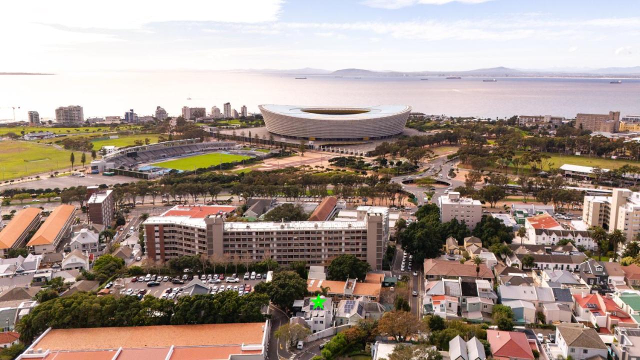 Green Point's EYRIE - Indulge in an Urban Oasis - 3