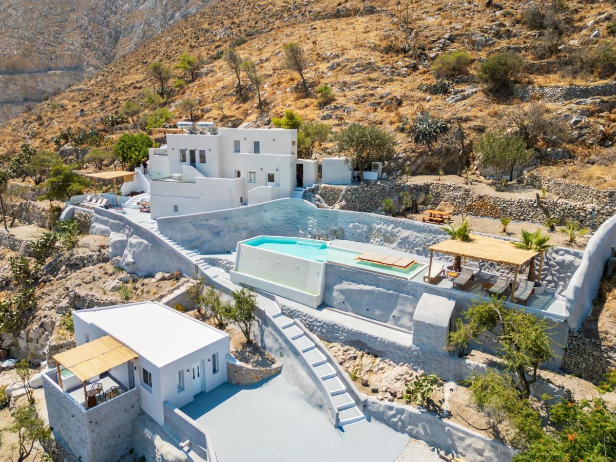 Eolithos Exclusive Suites