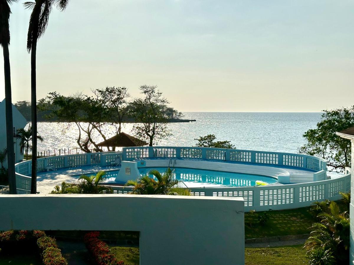 Seaside 2 Bedroom Oasis at 7 Miles Beach, Negril, Point Village - 4