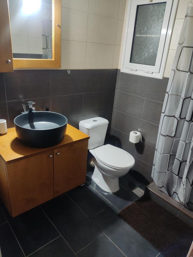 Cozy Apartment Downtown - 5