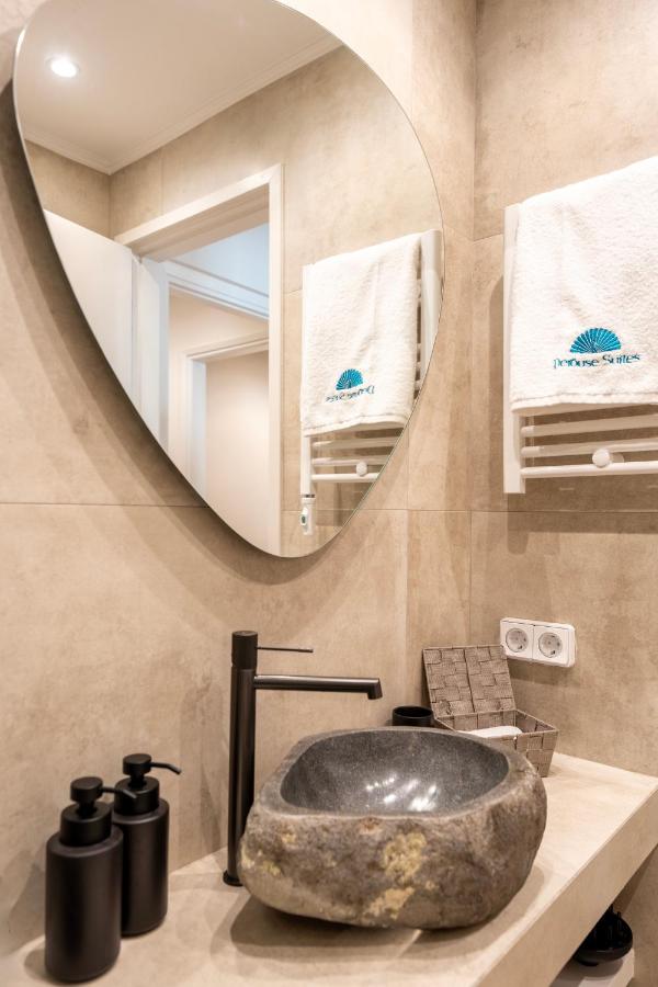 Derouse Eva Suite Jacuzzi & Sauna - 5