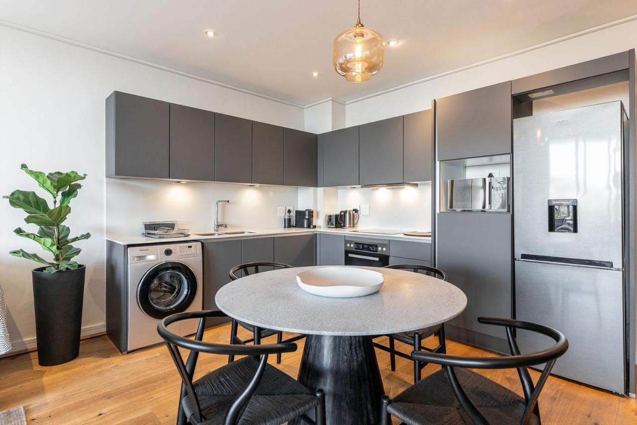 The Glengariff 706 - 2