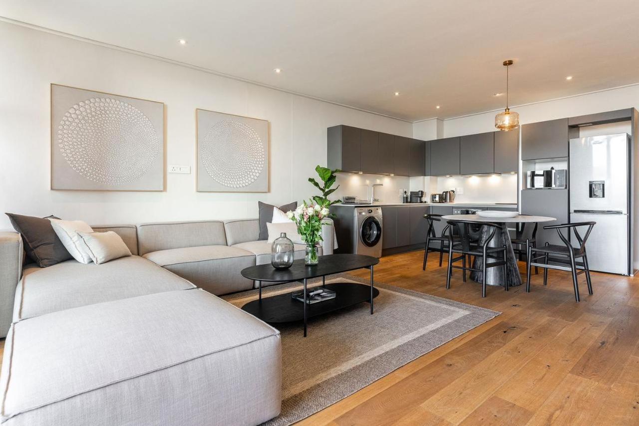 The Glengariff 706 - 5