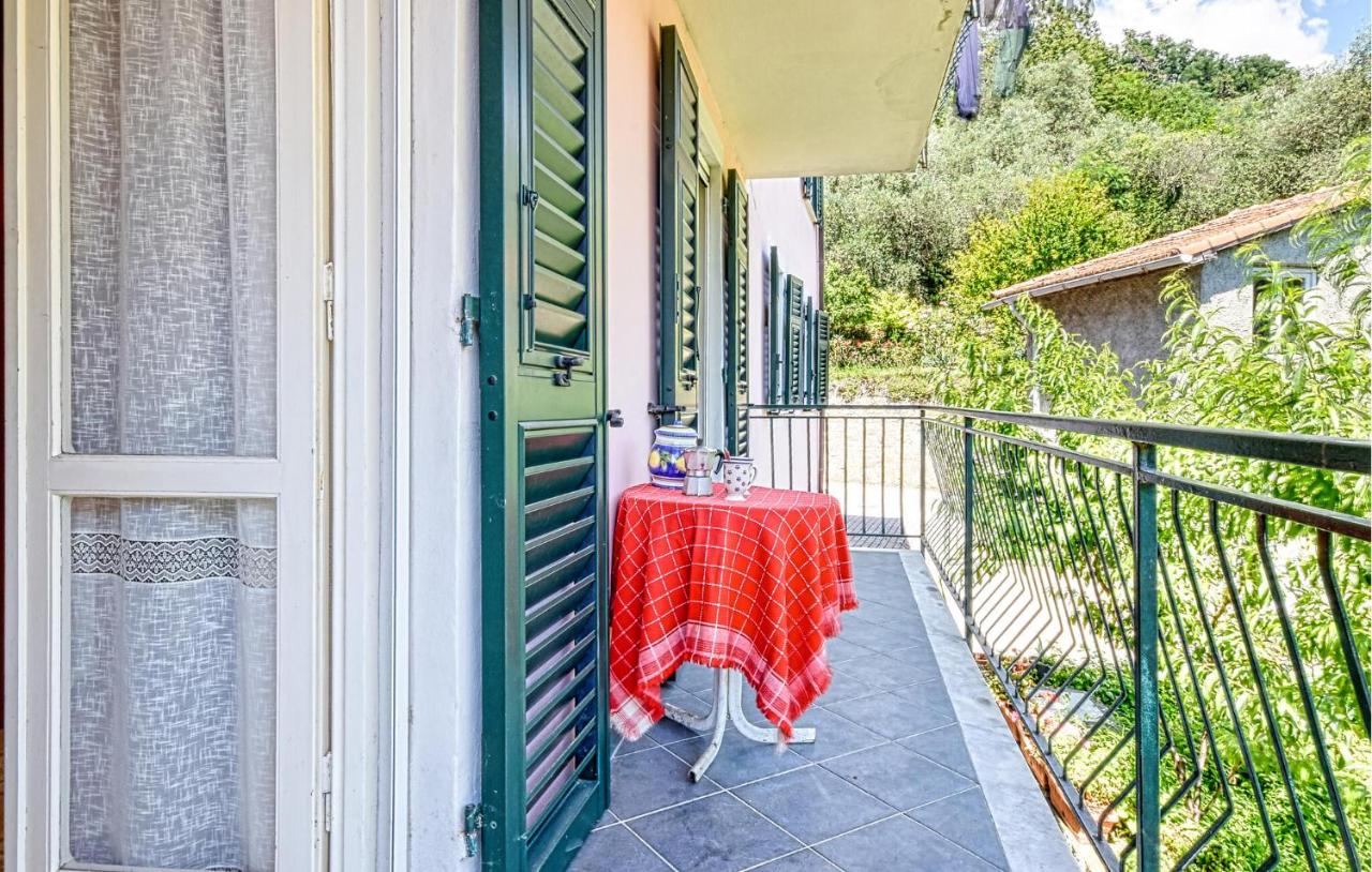 3 Bedroom Pet Friendly Apartment In Ne - 2