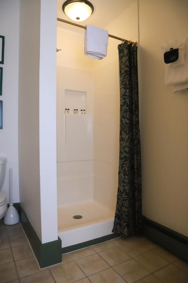 Hartstone Inn — photo 7